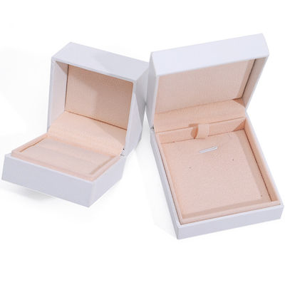 Coffret de papier blanc pour bijoux 9x9x4cm personnalisé pour bracelet boucles d'oreilles Collier Ring Packaging