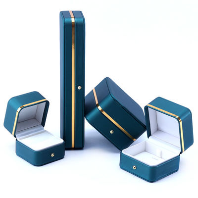 Boîte à bijoux en cuir de luxe faite à la main pour les accessoires de finition
