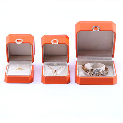 acheter Boîte d'emballage de bijoux en cuir PU carré orange pour bracelet de collier et bague de mariage online manufacture