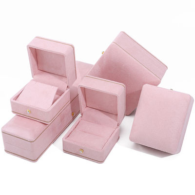 Boîte de bijoux rose rectangulaire pour emballage personnalisé de bracelets, colliers et anneaux