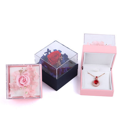 La boîte de collier de rose de luxe pour une présentation captivante