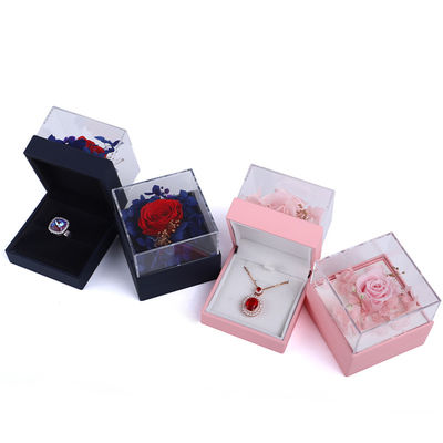 La boîte de collier de rose de luxe pour une présentation captivante