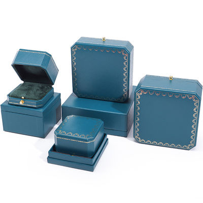 Boîte d'emballage de bijoux en papier de velours de couleur personnalisée pour bracelet boucles d'oreilles Collier Ring