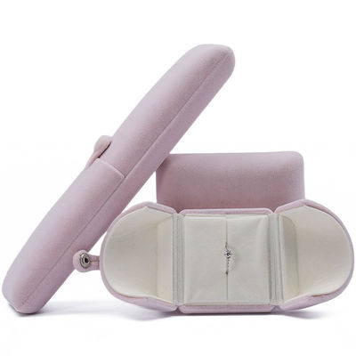 acheter Boîte à bijoux en velours violet savoureux en forme de coquille avec bouton de fermeture online manufacture