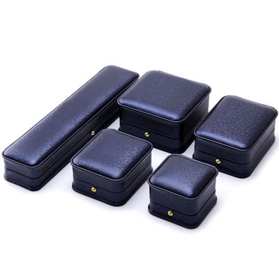 Boîte à bijoux en cuir en PU à coin rond violet foncé pour le stockage de luxe