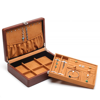 Portable espace spacieux faux bijoux en cuir organisateur de boucle de luxe pour les voyages