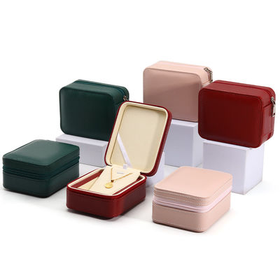 Emballage de boîte à bijoux de taille personnalisée avec fermeture à glissière et bordure épaisse interne