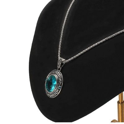 Display de bijoux en velours doux de plusieurs tailles
