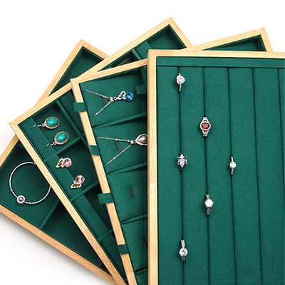 Plaque d'affichage de bijoux en bois personnalisé Compartiments multiples pour les oreillettes d'anneau Pendentif