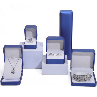 acheter C' est une boîte à bijoux en cuir en PU. online manufacture