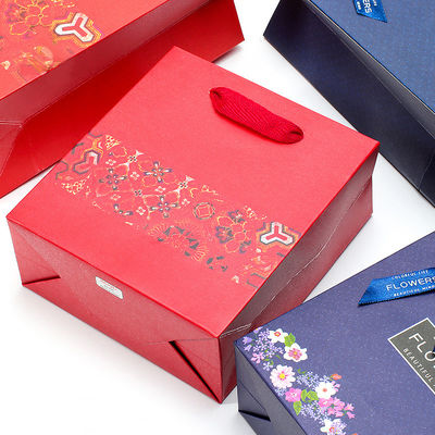 Espace spacieux Sac en papier carton dur pour les bijoux Boîte d'emballage cadeau