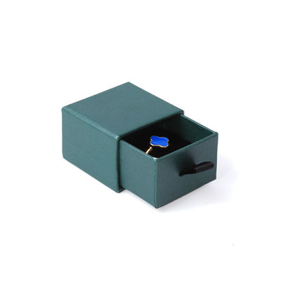 Fabrication en gros Eco-friendly cadeau de haute qualité Box de bijoux personnalisé Custom Ring Collier Boucle d'oreille Bracelet Emballage carton vert Paper Drawer Box de bijoux avec logo
