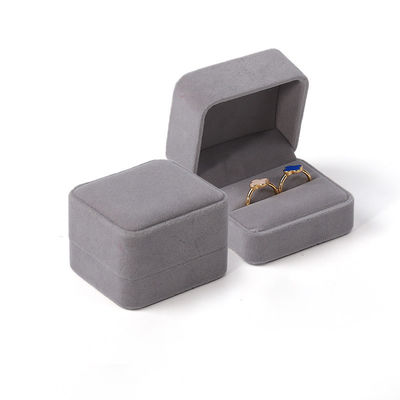 Fabricant en gros Boîte à bague personnalisée de bijoux de luxe Logo personnalisé Joaillerie de velours Boîte d'emballage de bague de fiançailles