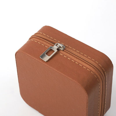 Boîte de rangement de bijoux en cuir marron
