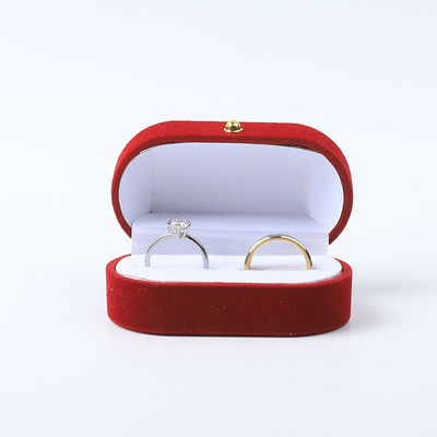 Boîte à bijoux de luxe personnalisée personnalisée Joaillerie en velours rouge Emballage Mariage Fiançailles Boîte à double anneau