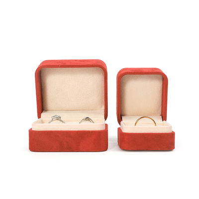 Vente en gros de bijoux Emballage de bague Boîte à bijoux personnalisée Emballage de luxe Mariage double Fiançailles Boîte à anneaux de velours rouge avec logo