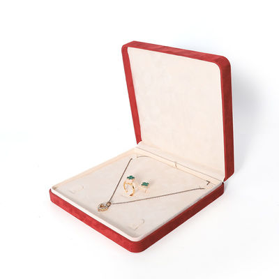 Boîte de bijoux rouge de qualité supérieure pour le grand bracelet de collier, les boucles d'oreilles et l'anneau