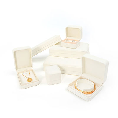 Coffret d'emballage de bijoux en cuir blanc carré fait à la main Coffret de collection de bijoux de luxe sur mesure Coffret pour collier Bracelet Boucles d'oreilles Ring Packaging