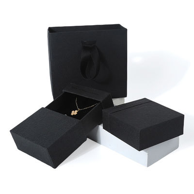 acheter Chine fabrication en gros de haute qualité Collier Boucle d'oreille Bracelet boîte à bagues Emballage de bijoux Personnalisé Sur mesure Écologique Carton Papier noir Boîte à bijoux tiroir avec logo online manufacture