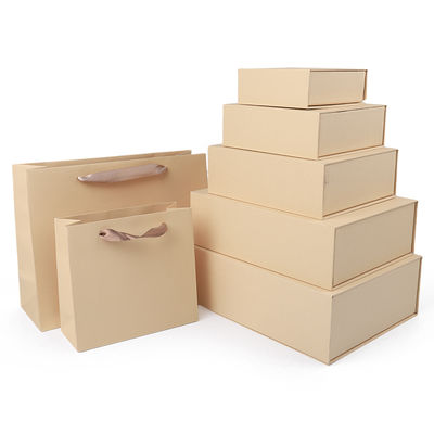 Fabrication de gros de haute qualité Magnétique boîte cadeau Emballage Logo personnalisé luxe Eco Friendly Carton papier jaune Magnétique boîte à bijoux
