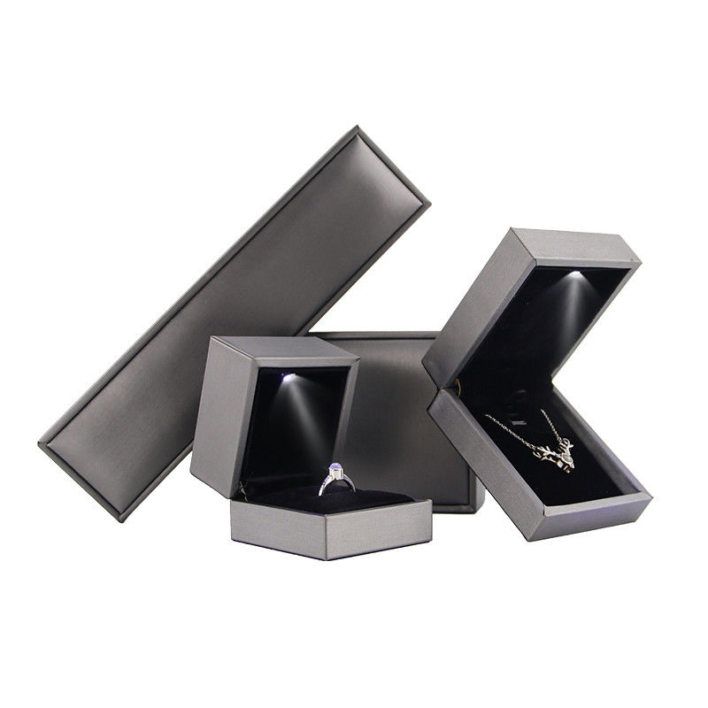 Package de bijoux pour Hanhong logo personnalisé luxe faux cuir argent LED boîte Contactez-nous