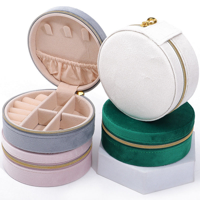Boîte de rangement de bijoux en velours pour boucles d'oreilles à logo personnalisé Colliers et anneaux Emballage
