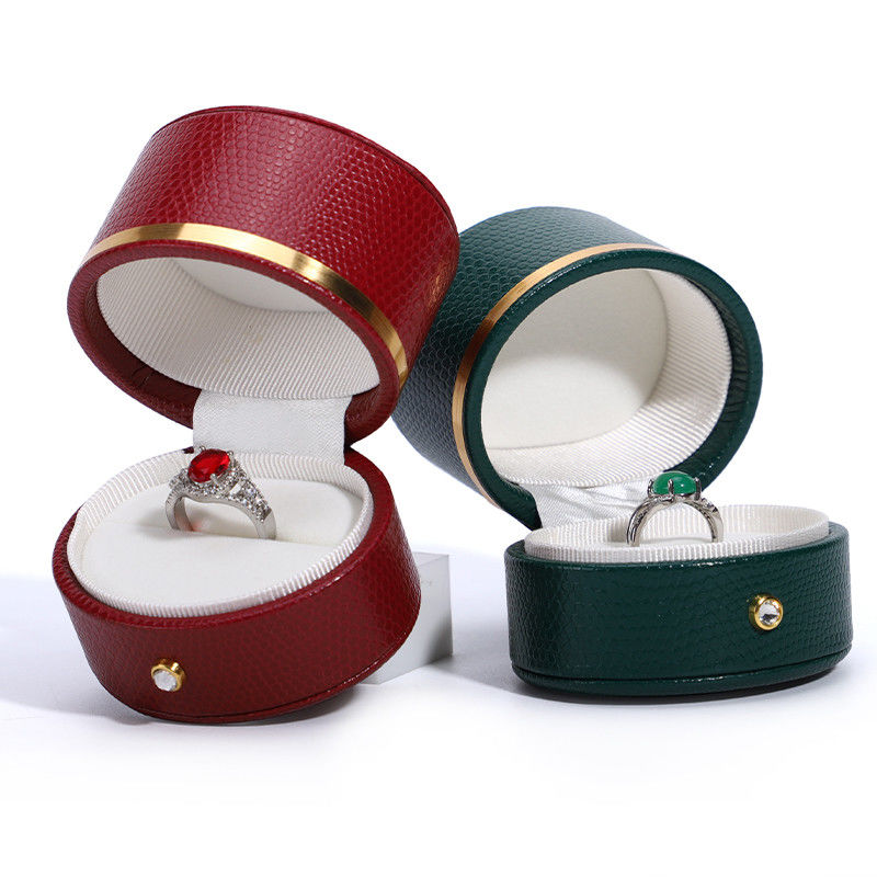 Une boîte à bijoux portable sans effort pour vos besoins de voyage