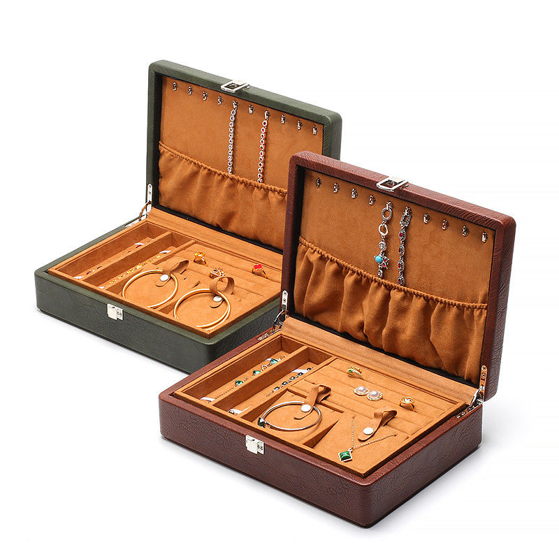 Portable espace spacieux faux bijoux en cuir organisateur de boucle de luxe pour les voyages