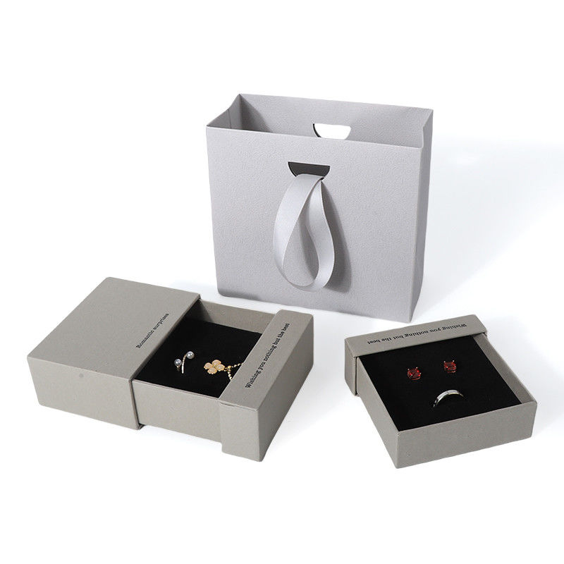 Chine fabrication en gros de haute qualité Collier Boucle d'oreille Bracelet boîte d'anneau Joaillerie emballage personnalisé personnalisé Eco Friendly Carton papier gris tiroir Joaillerie Boîte avec logo