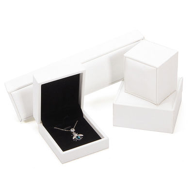 Boîte à bijoux Hanhong 2022 Ensemble d'emballage Boîte à bijoux en cuir PU avec logo Boîte à bague imprimée sur mesure
