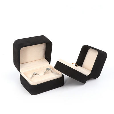 Vente en gros de bijoux haut de gamme Emballage Boîte à bague Logo personnalisé Emballage de bijoux Luxe Mariage à double fiançailles Boîte à bague de velours