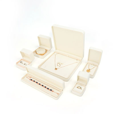 Coffret d'emballage de bijoux en cuir blanc carré fait à la main Coffret de collection de bijoux de luxe sur mesure Coffret pour collier Bracelet Boucles d'oreilles Ring Packaging