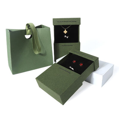 Chine fabrication en gros de haute qualité Collier Boucle d'oreille Bracelet boîte à bagues Emballage de bijoux Personnalisé Sur mesure Écologique Carton Papier vert Tiroir Boîte à bijoux avec logo
